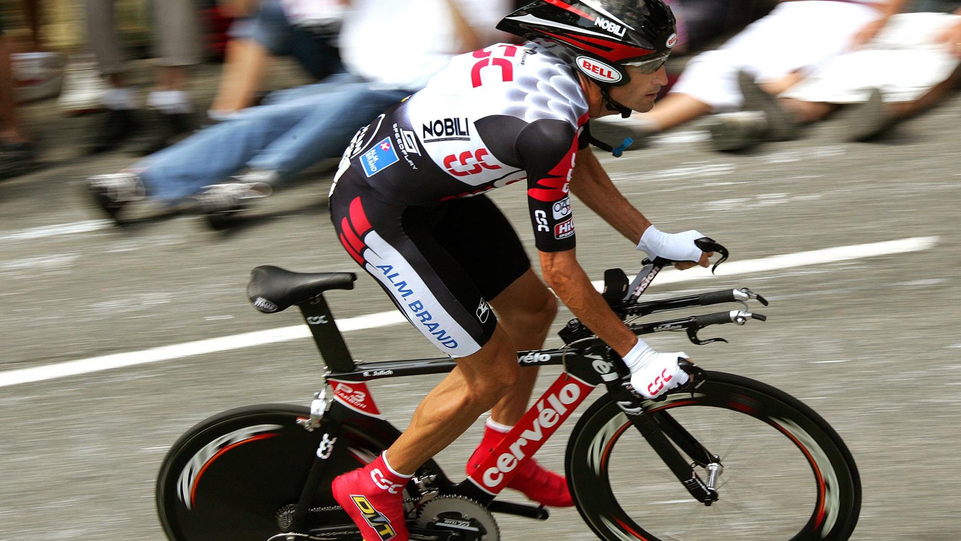 乡村特色高山滑雪，雪域奇观让人心醉，高山滑雪魅力